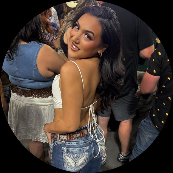 lindsayalxandra
